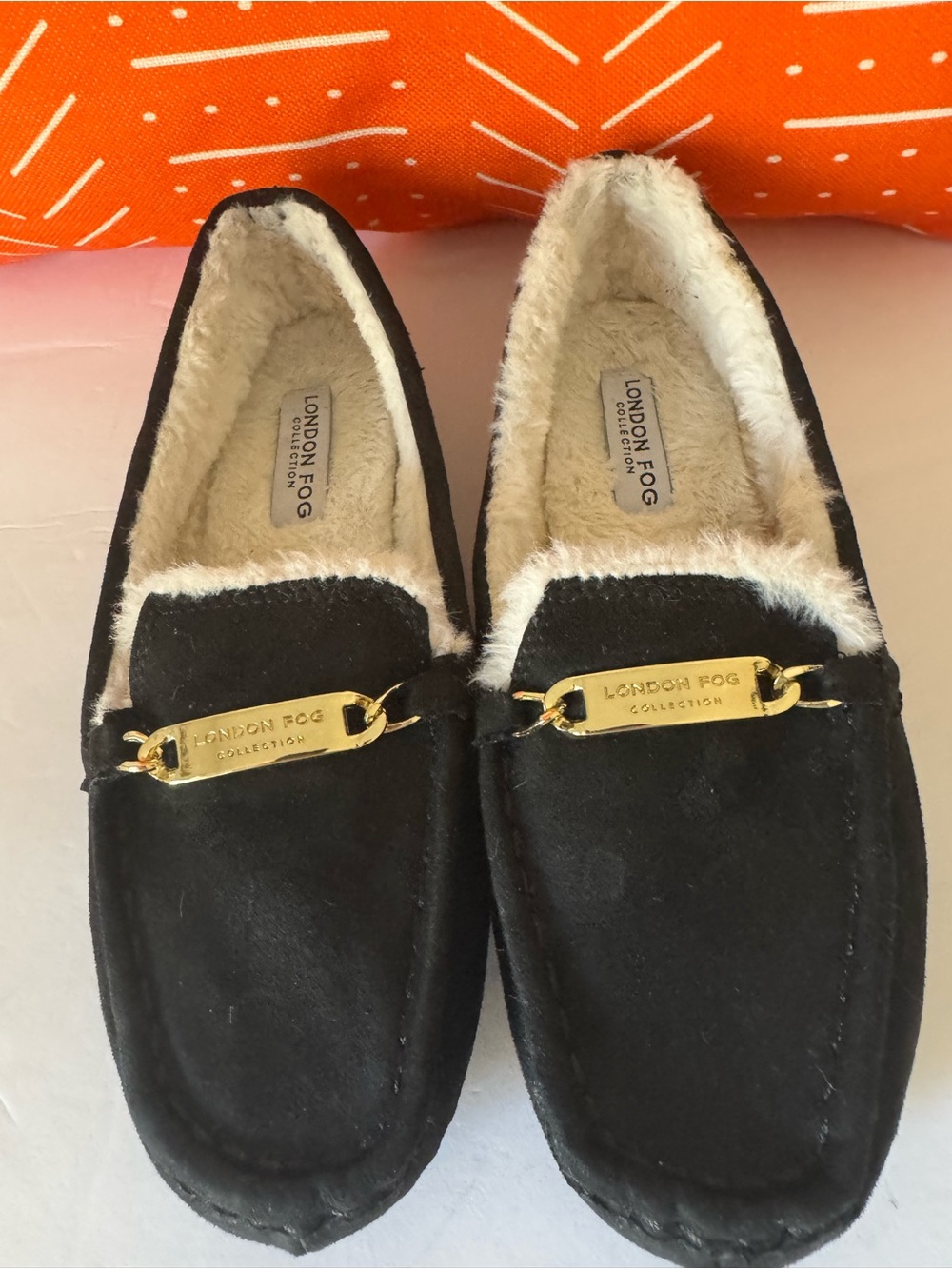 London Fog Black Suede Slip-On Loafers with Cream Faux-Shearling SZ 8